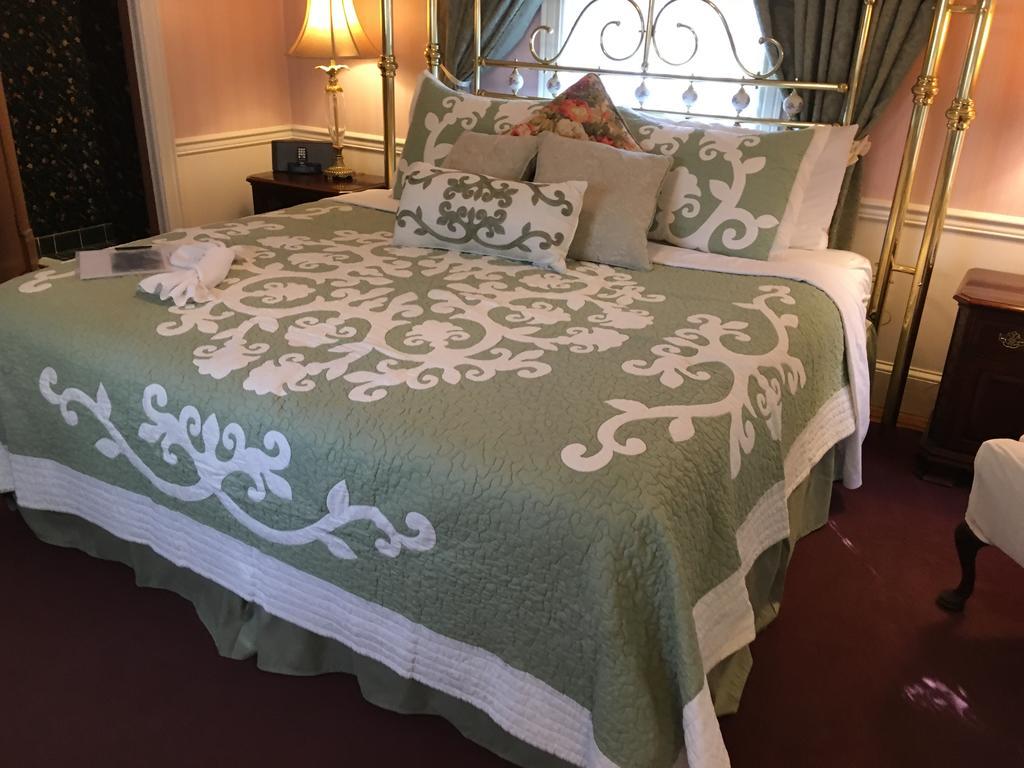 Parsonage Inn Bed And Breakfast Saint Michaels Exteriör bild