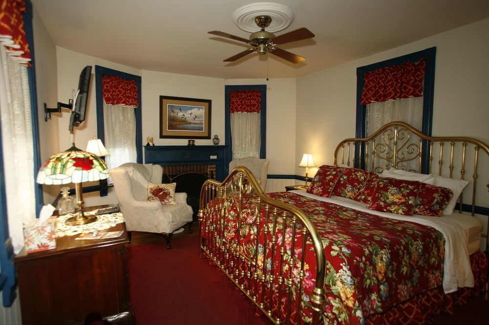 Parsonage Inn Bed And Breakfast Saint Michaels Exteriör bild