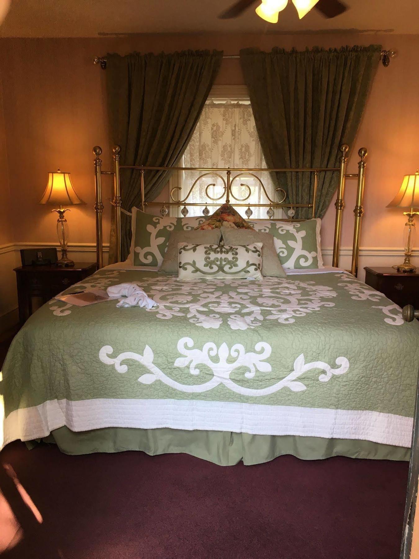 Parsonage Inn Bed And Breakfast Saint Michaels Exteriör bild