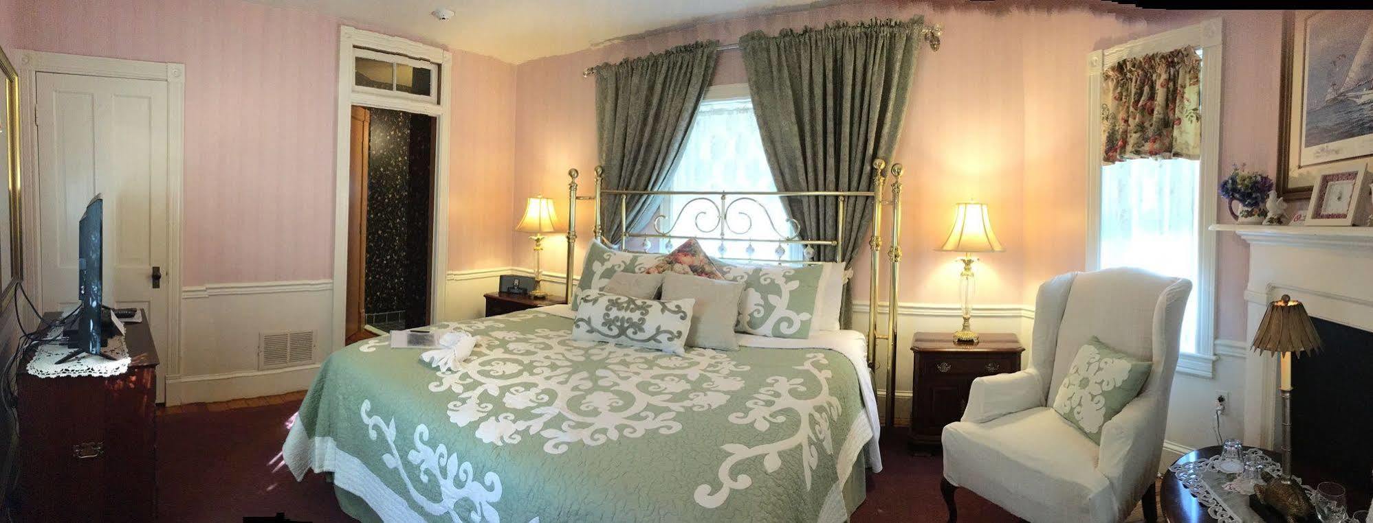 Parsonage Inn Bed And Breakfast Saint Michaels Exteriör bild